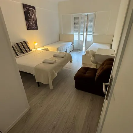 Room Alvalade Lisbon Exterior photo